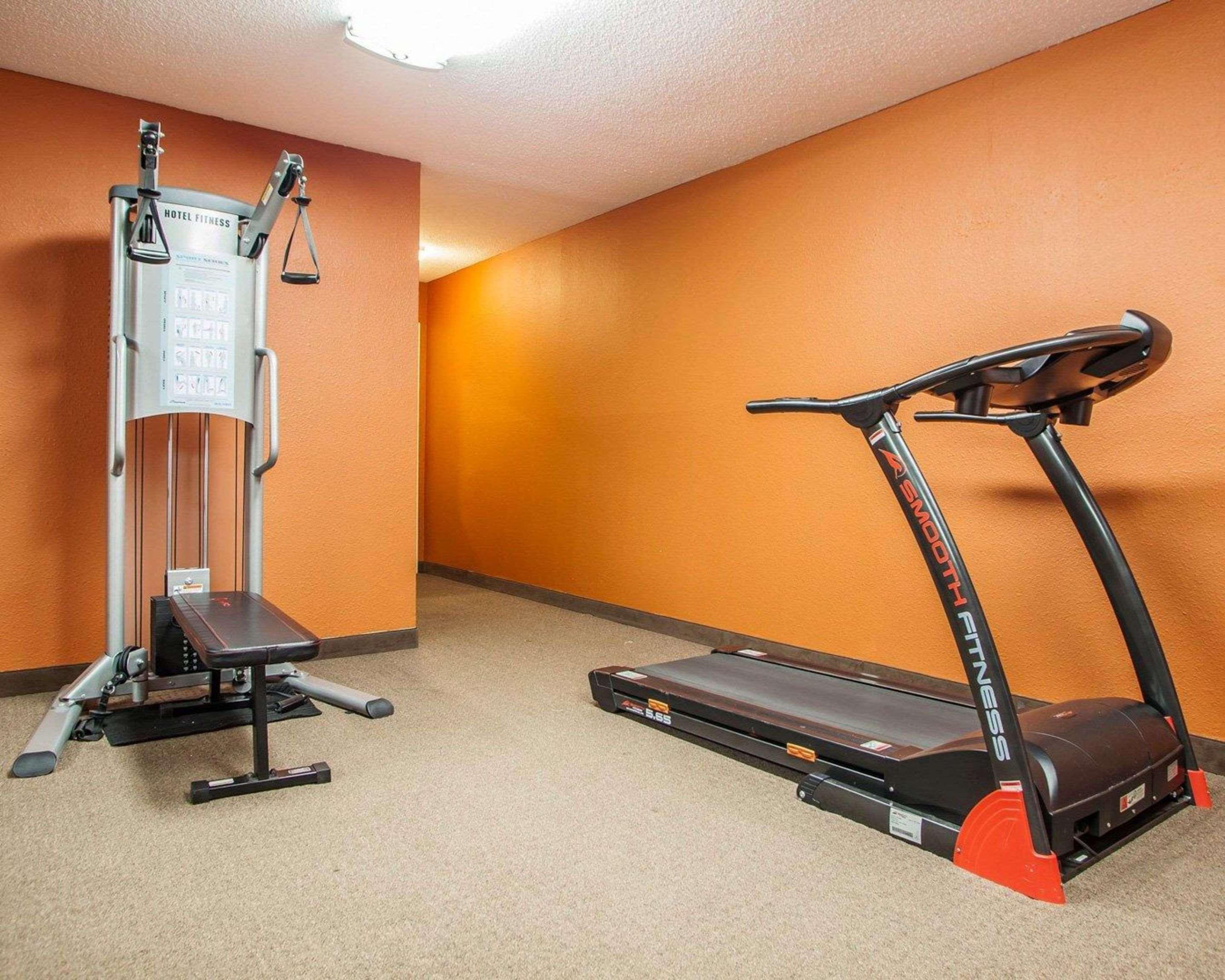 Quality Inn Airport Woodson Terrace Kültér fotó