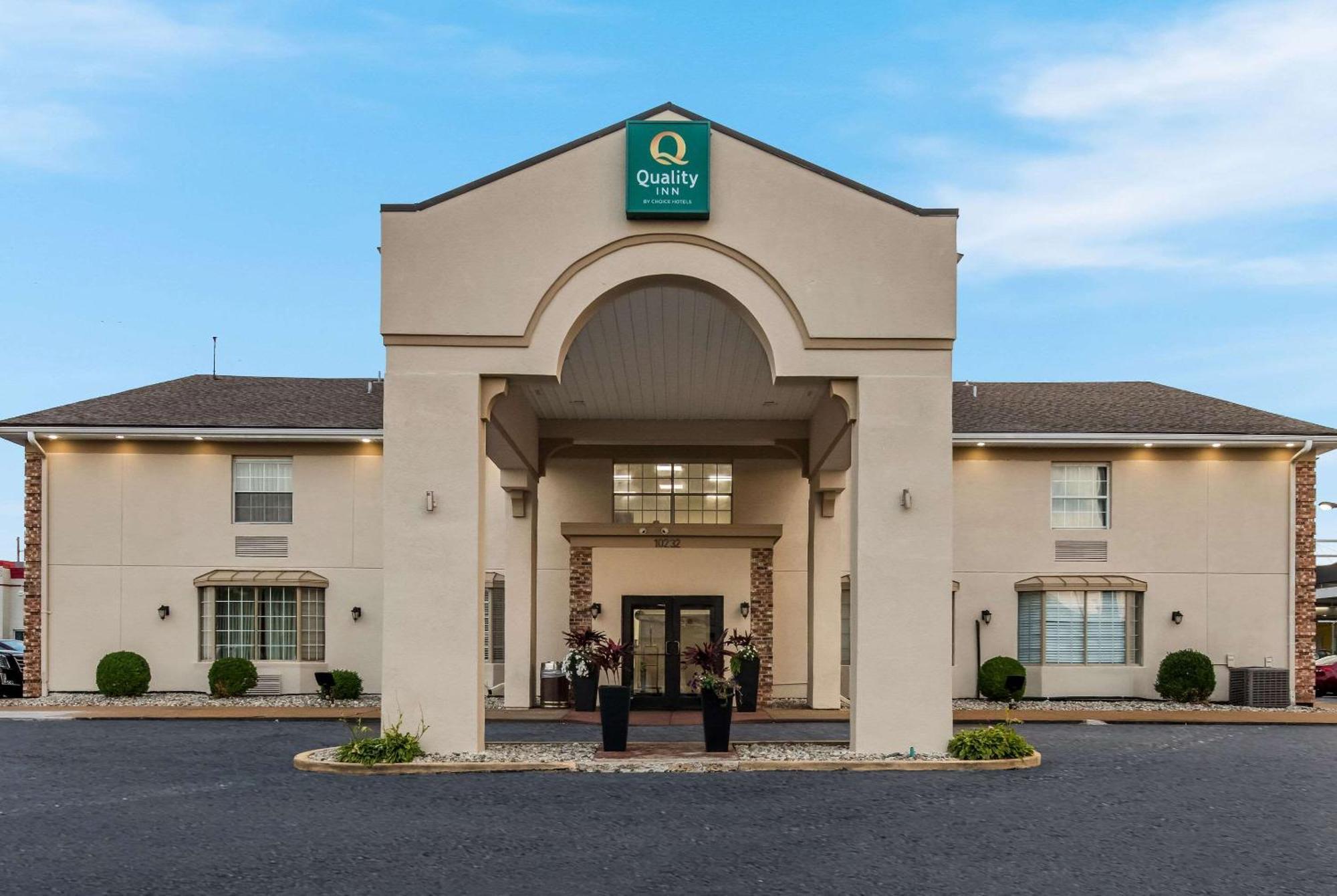 Quality Inn Airport Woodson Terrace Kültér fotó