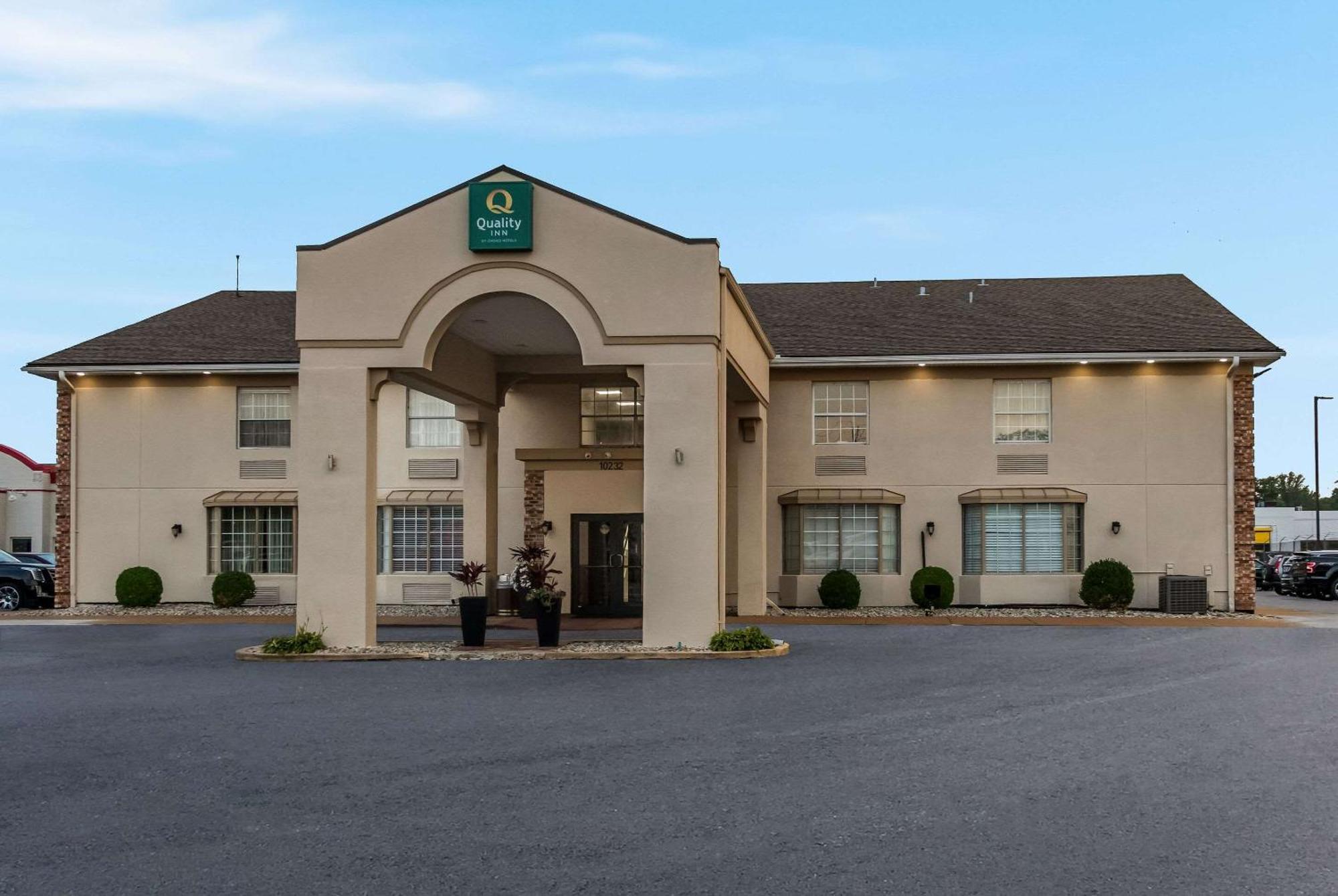 Quality Inn Airport Woodson Terrace Kültér fotó