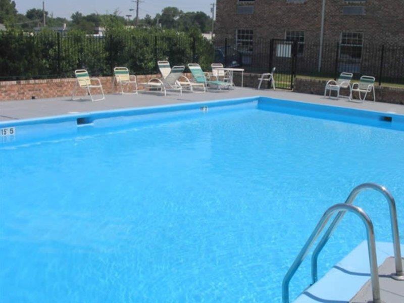 Quality Inn Airport Woodson Terrace Kültér fotó