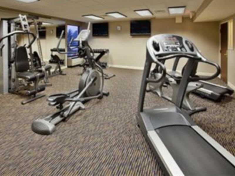 Quality Inn Airport Woodson Terrace Kültér fotó